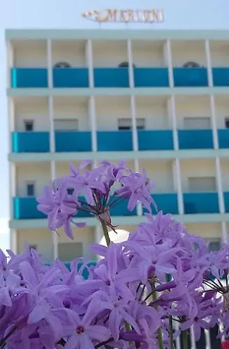 Momo Seaview Hotel 3*