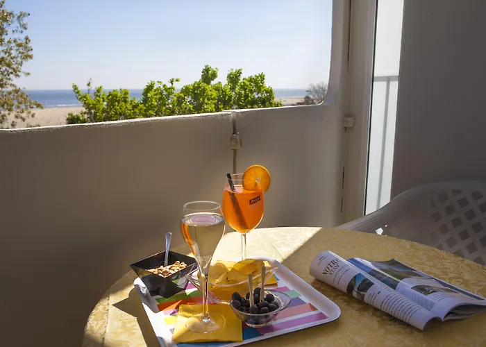 Momo Seaview Hotel Otel 3*