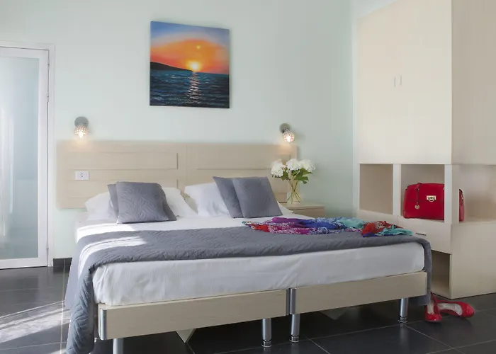 Momo Seaview רימיני