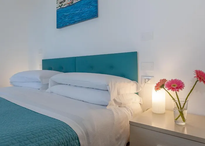 Momo Seaview Hotel 3*