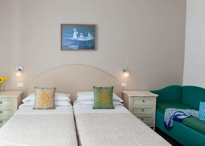 Otel Momo Seaview Hotel