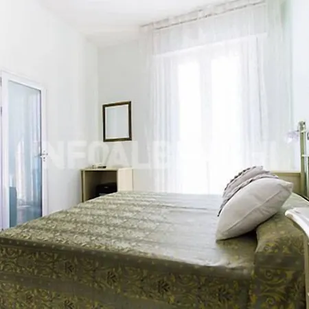 Hotel Momo Seaview 3*