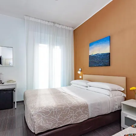Hotel Momo Seaview 3*