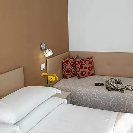 Hotel Momo Seaview 3*