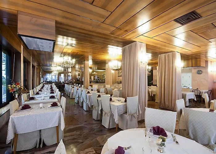 Momo Seaview Отель 3*