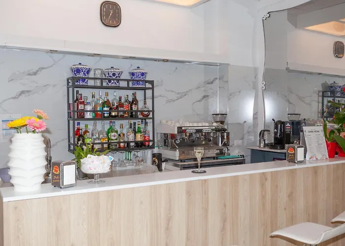 Momo Seaview Отель Римини