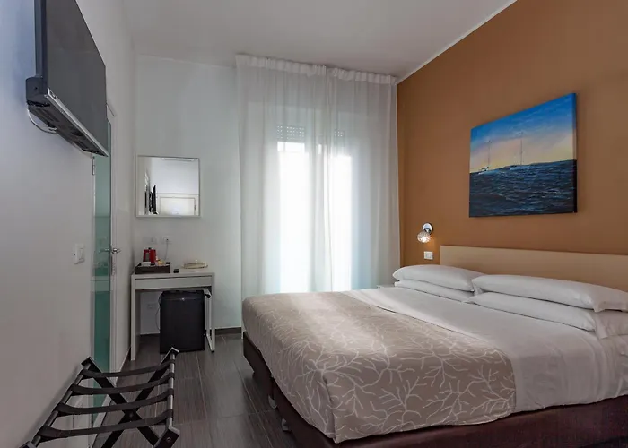 Отель Momo Seaview Римини