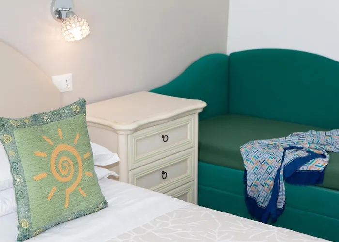 Momo Seaview Римини