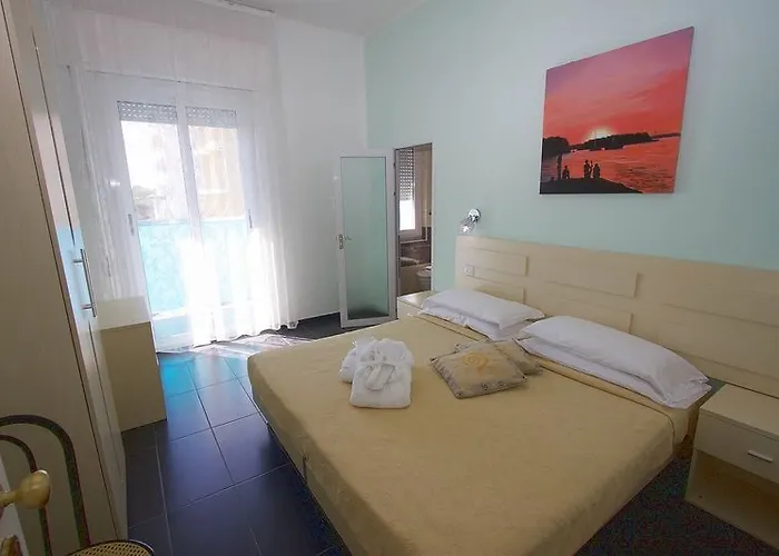 Momo Seaview Отель Римини