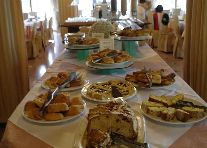 Momo Seaview Hotel فندق ريميني