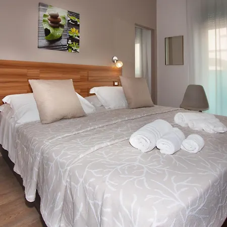 Momo Seaview Ρίμινι